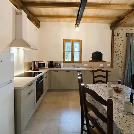 Lo Casalar * Nogueres
